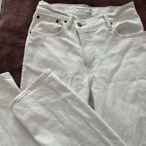 ABERCROMBIE 90’s STRAIGHT JEANS